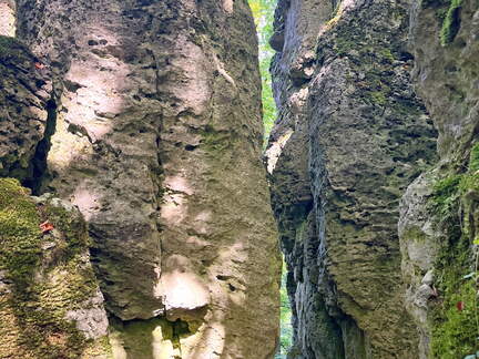 22-10-09 14-17-25 2571